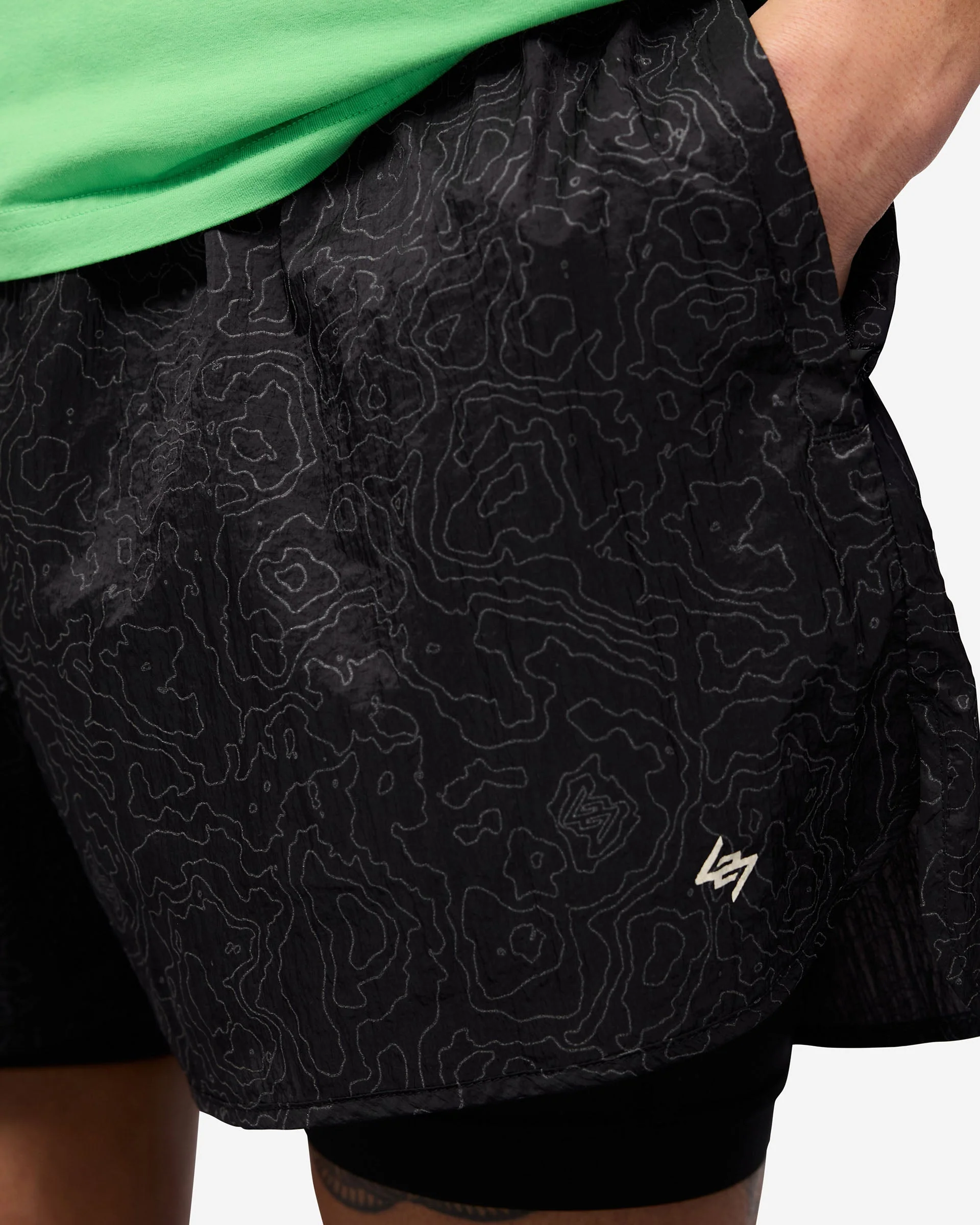 247 Contour 2-In-1 Run Shorts - Black - Image 5