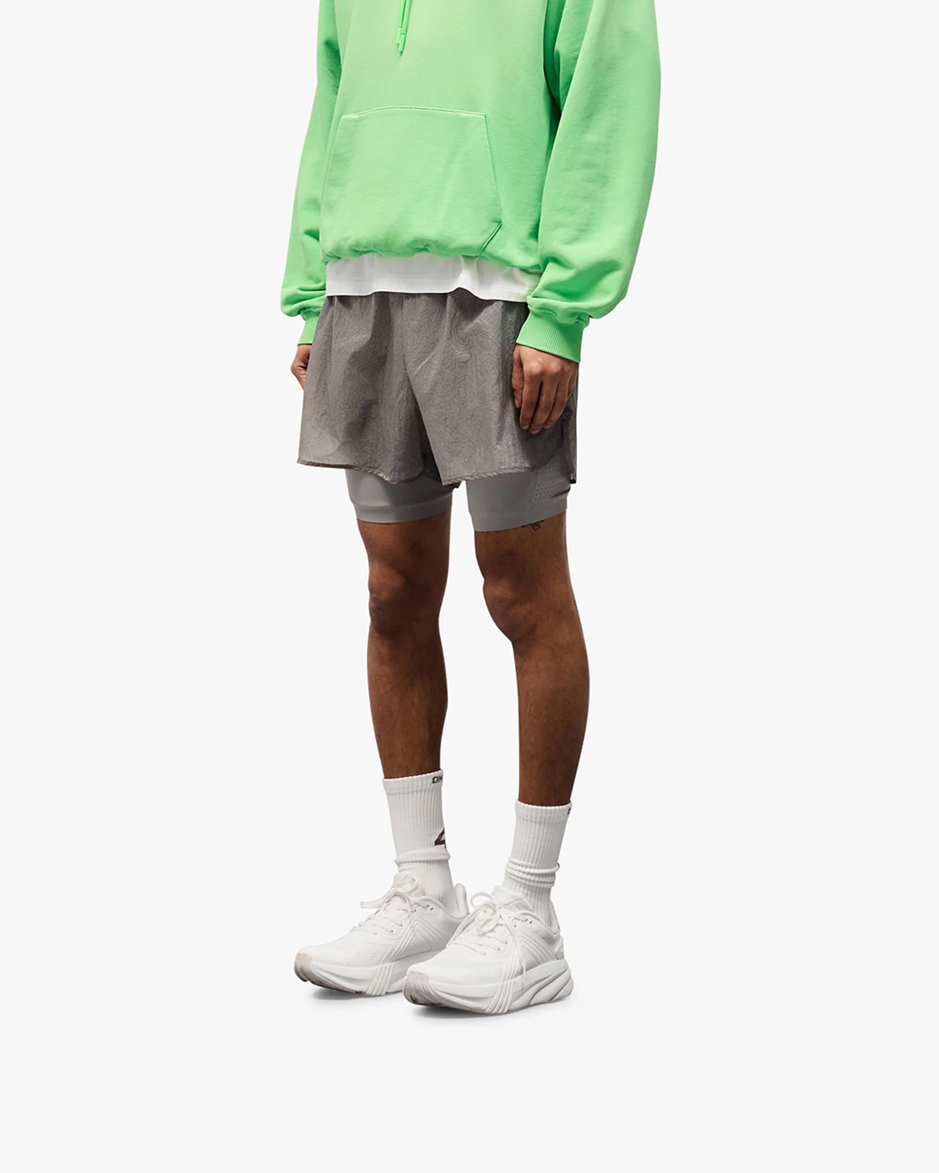 247 Contour 2-In-1 Run Shorts - Titanium - Image 2