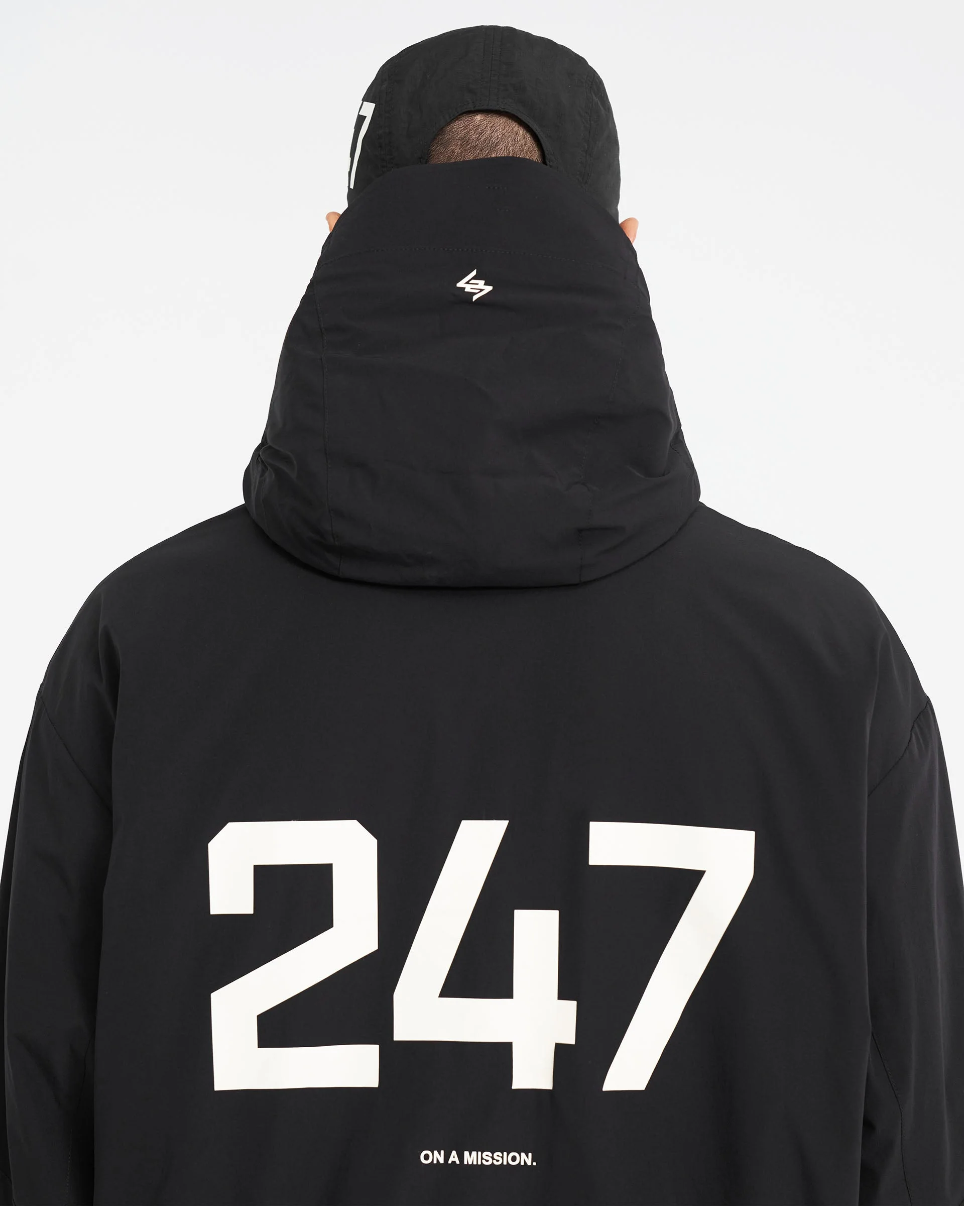 247 Hooded Training Jacket - Jet Black - Image 6