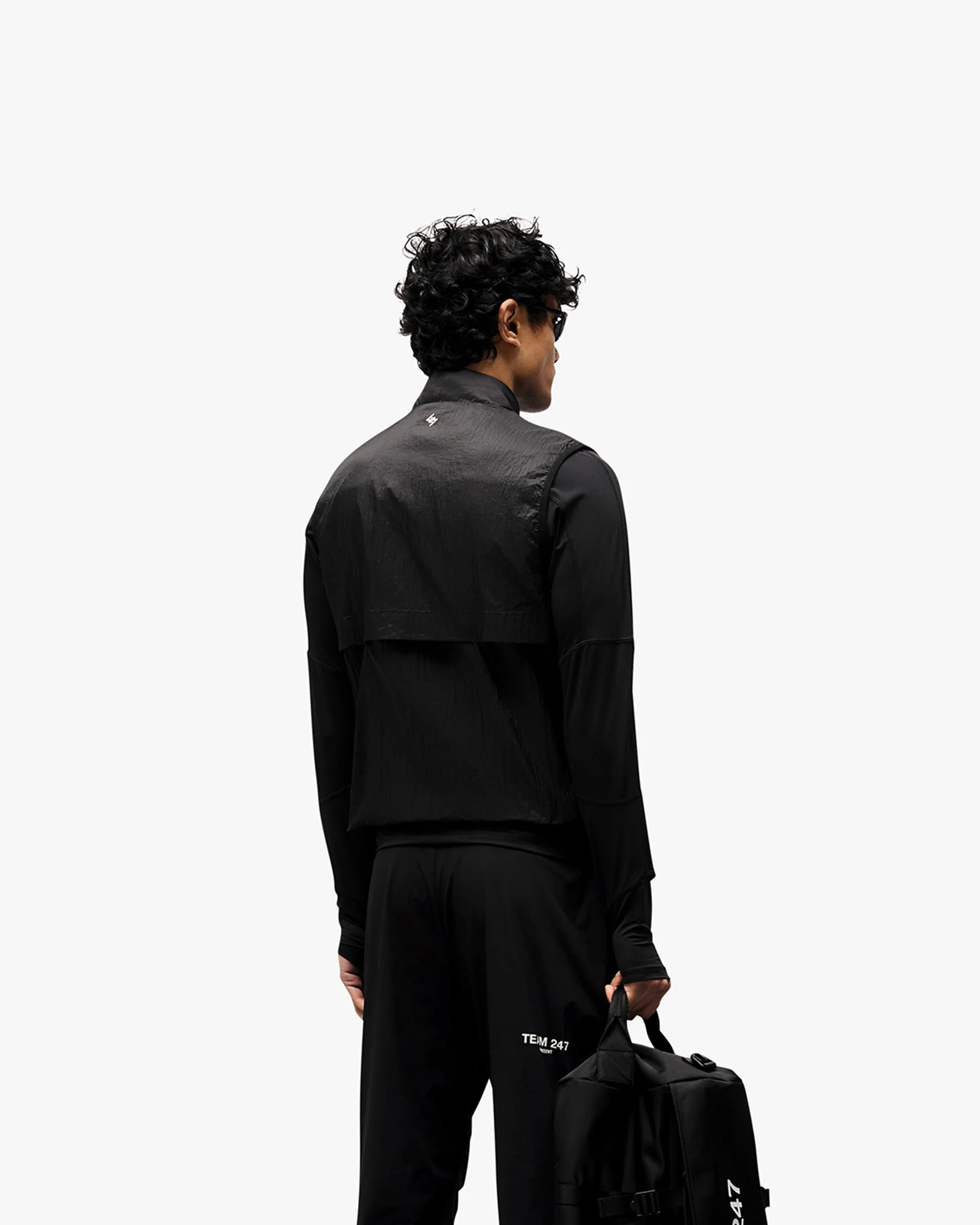 247 Run Gilet - Black - Image 5