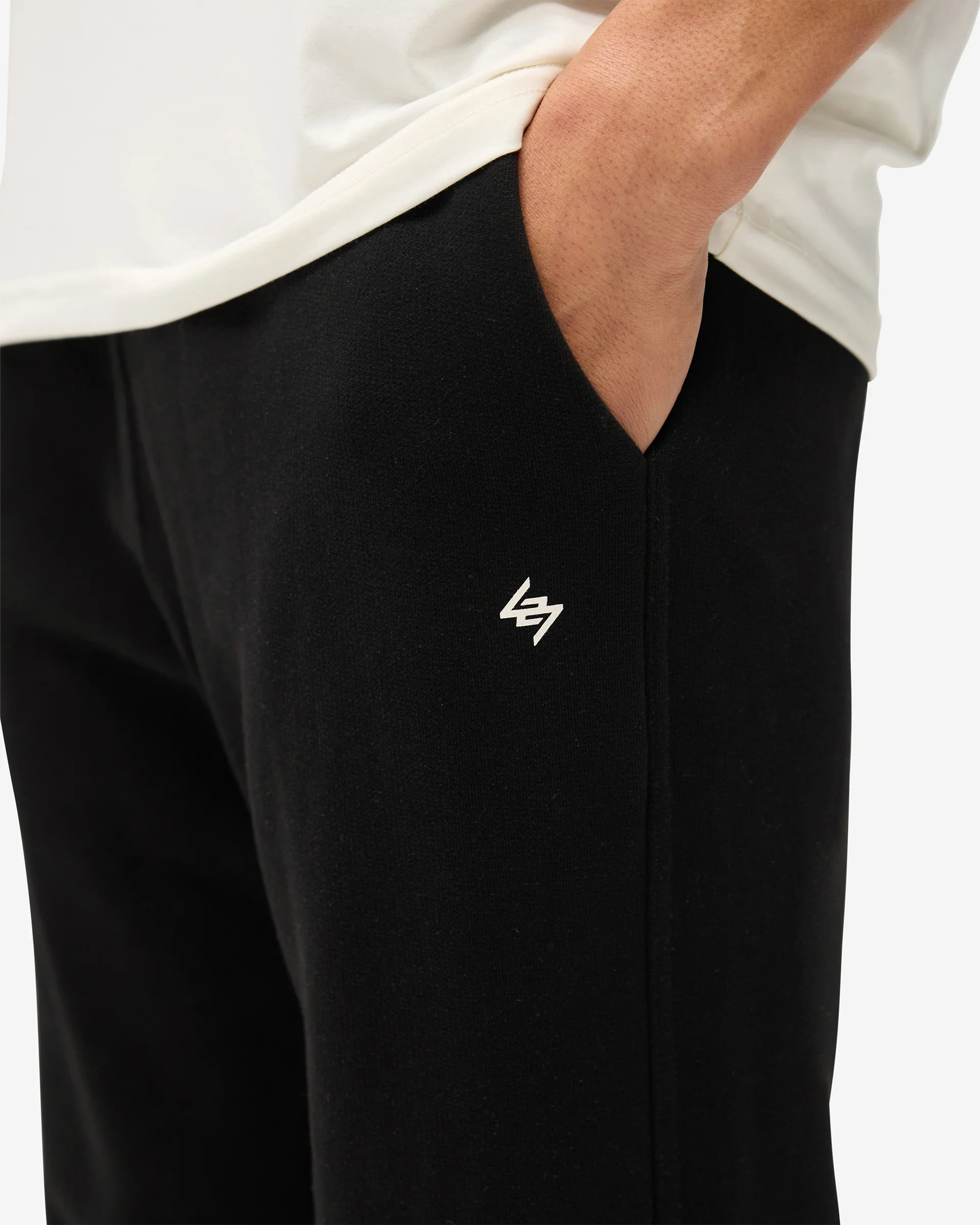247 Straight Leg Jogger - Jet Black - Image 5