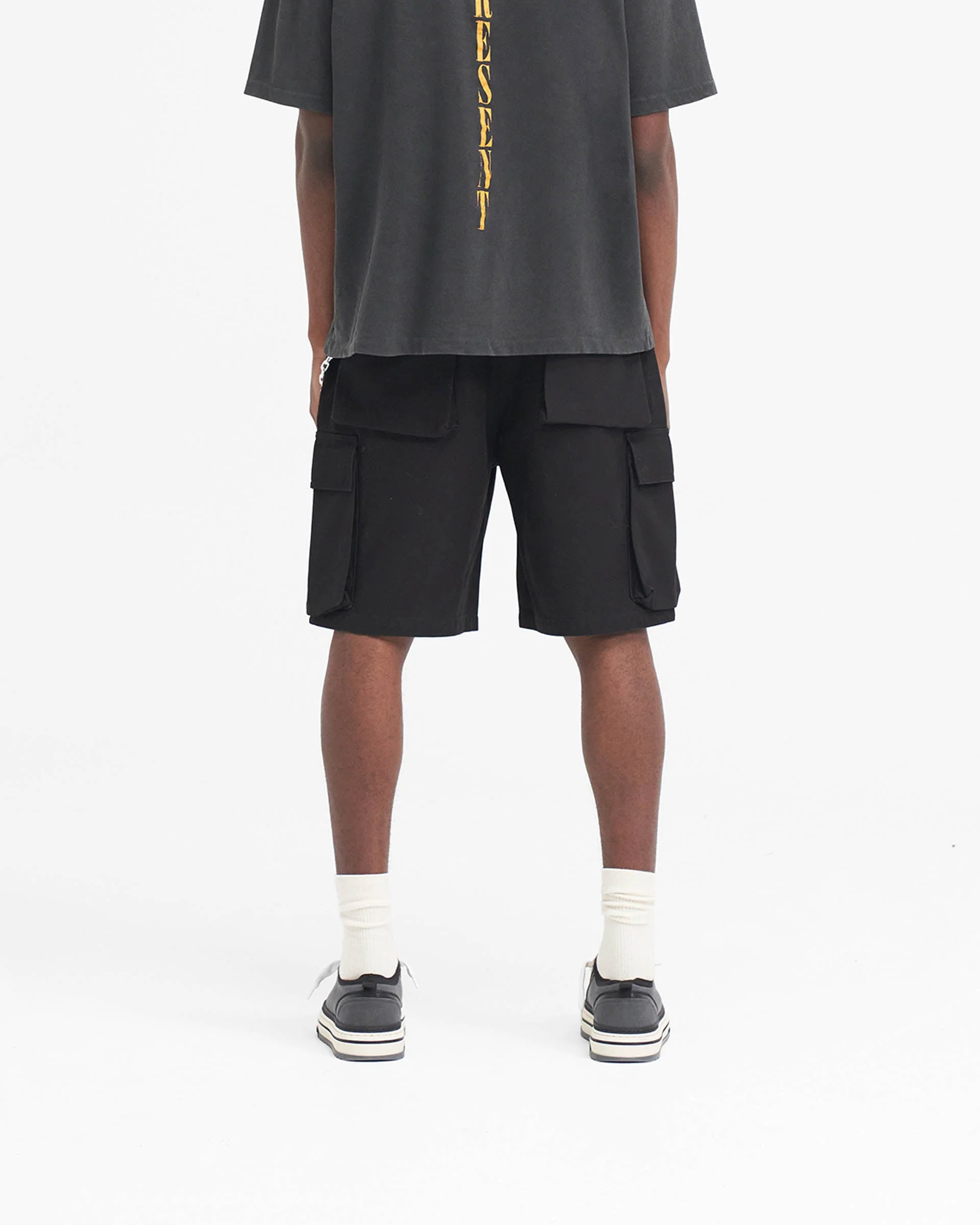 Baggy Cotton Cargo Short - Black - Image 4