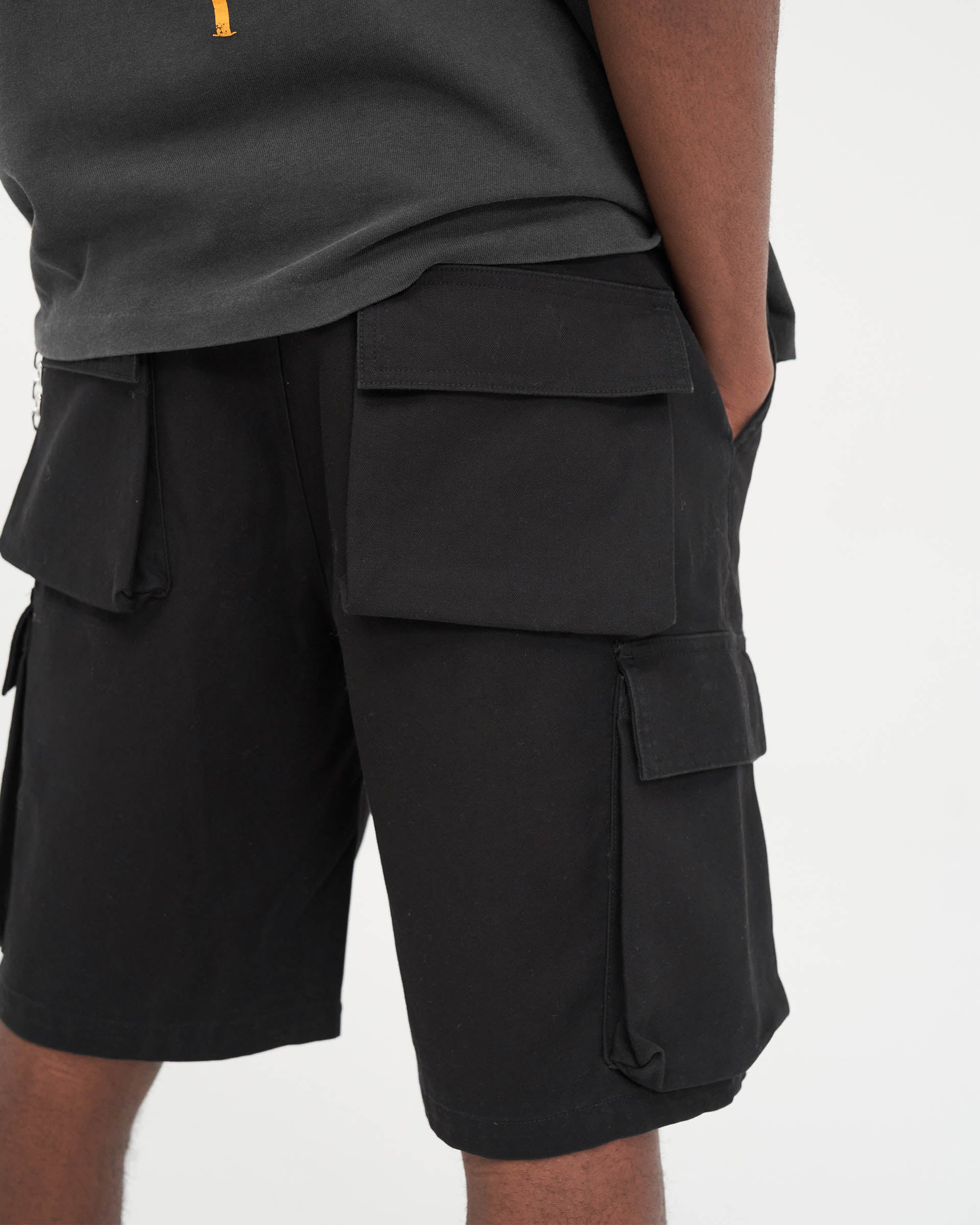 Baggy Cotton Cargo Short - Black - Image 6