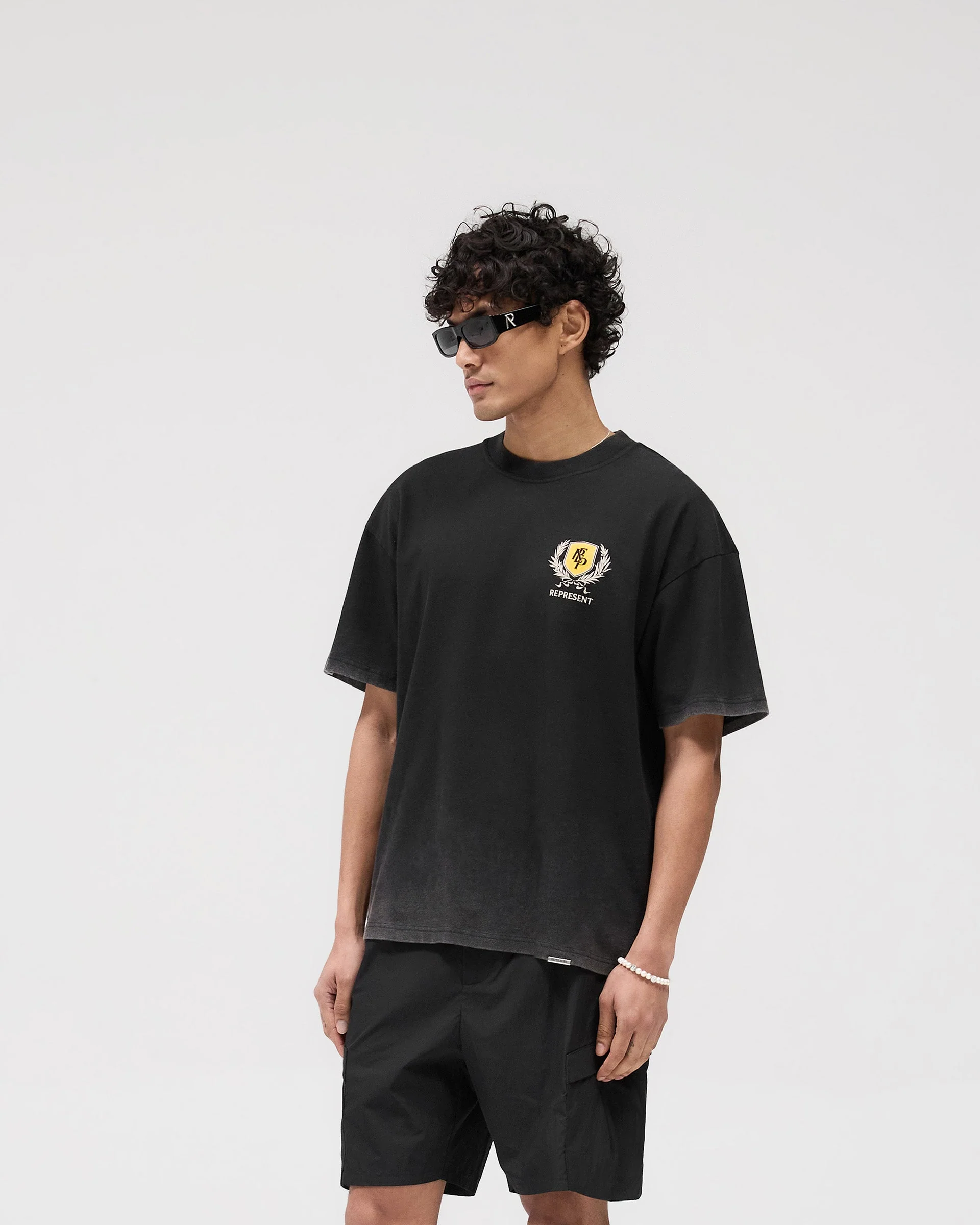 Crest T-Shirt - Vintage Black - Image 4