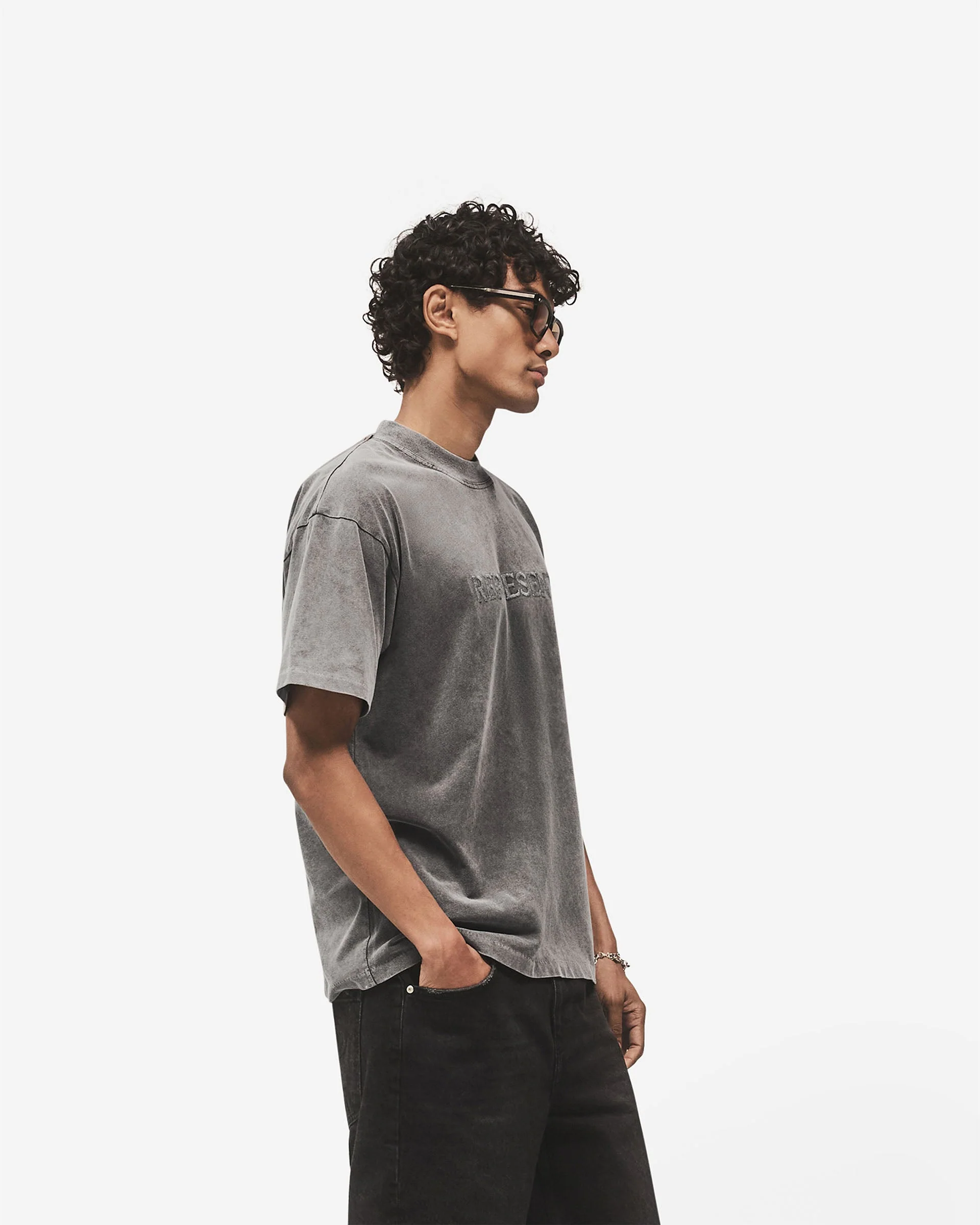 Embroidered Serif Logo T-Shirt - Vintage Grey - Image 6