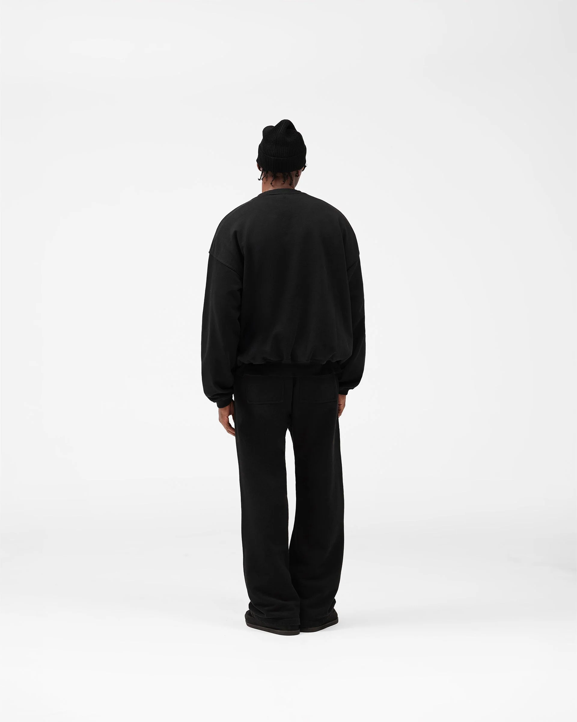 EngLAnd Sweater - Jet Black - Image 9