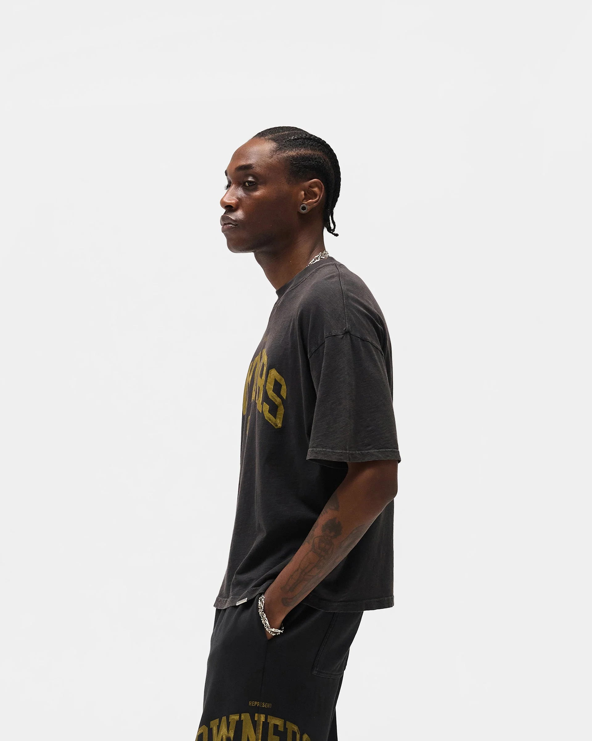 Represent Owners Club T-Shirt - Faded Black - Image 4