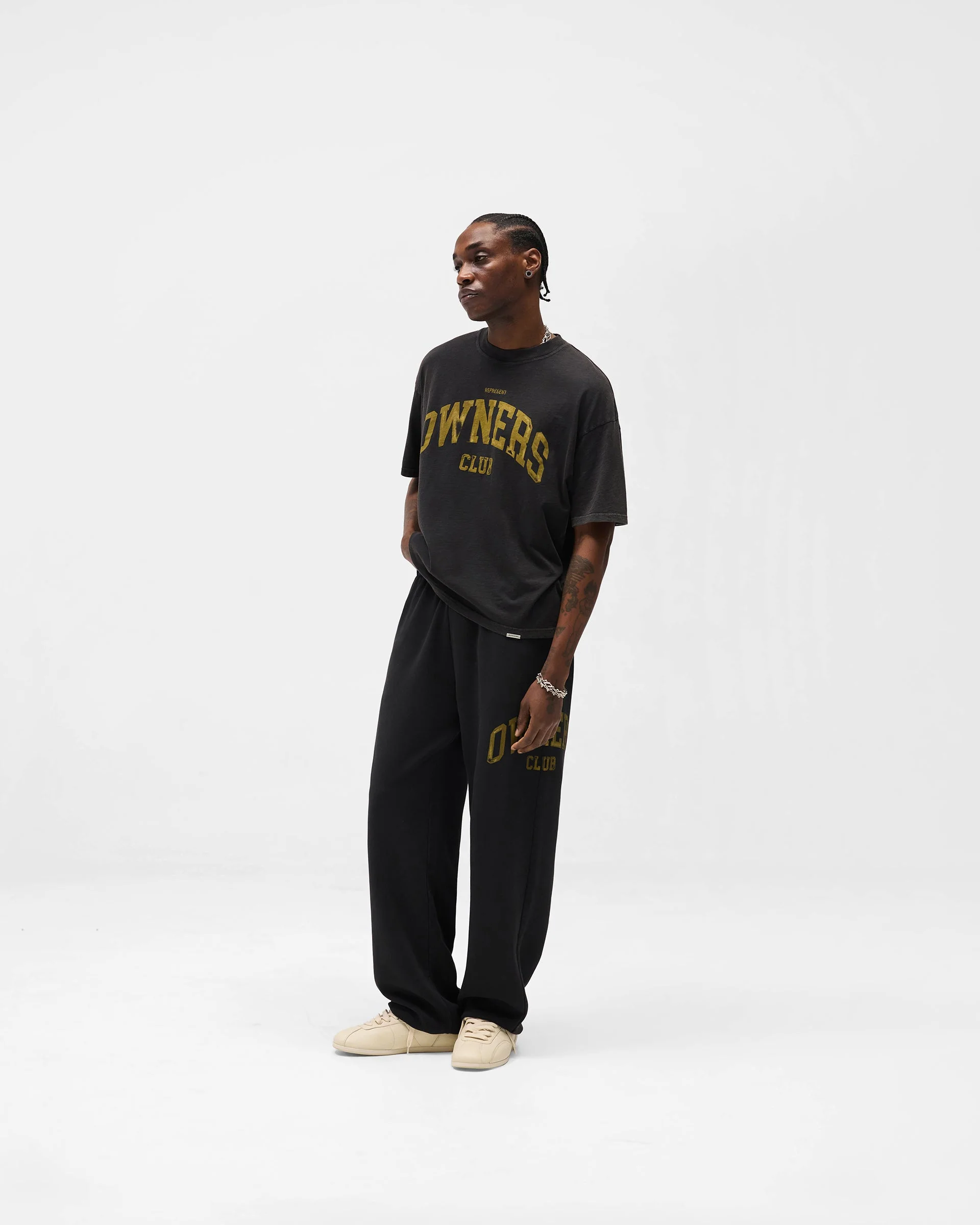 Represent Owners Club T-Shirt - Faded Black - Image 9