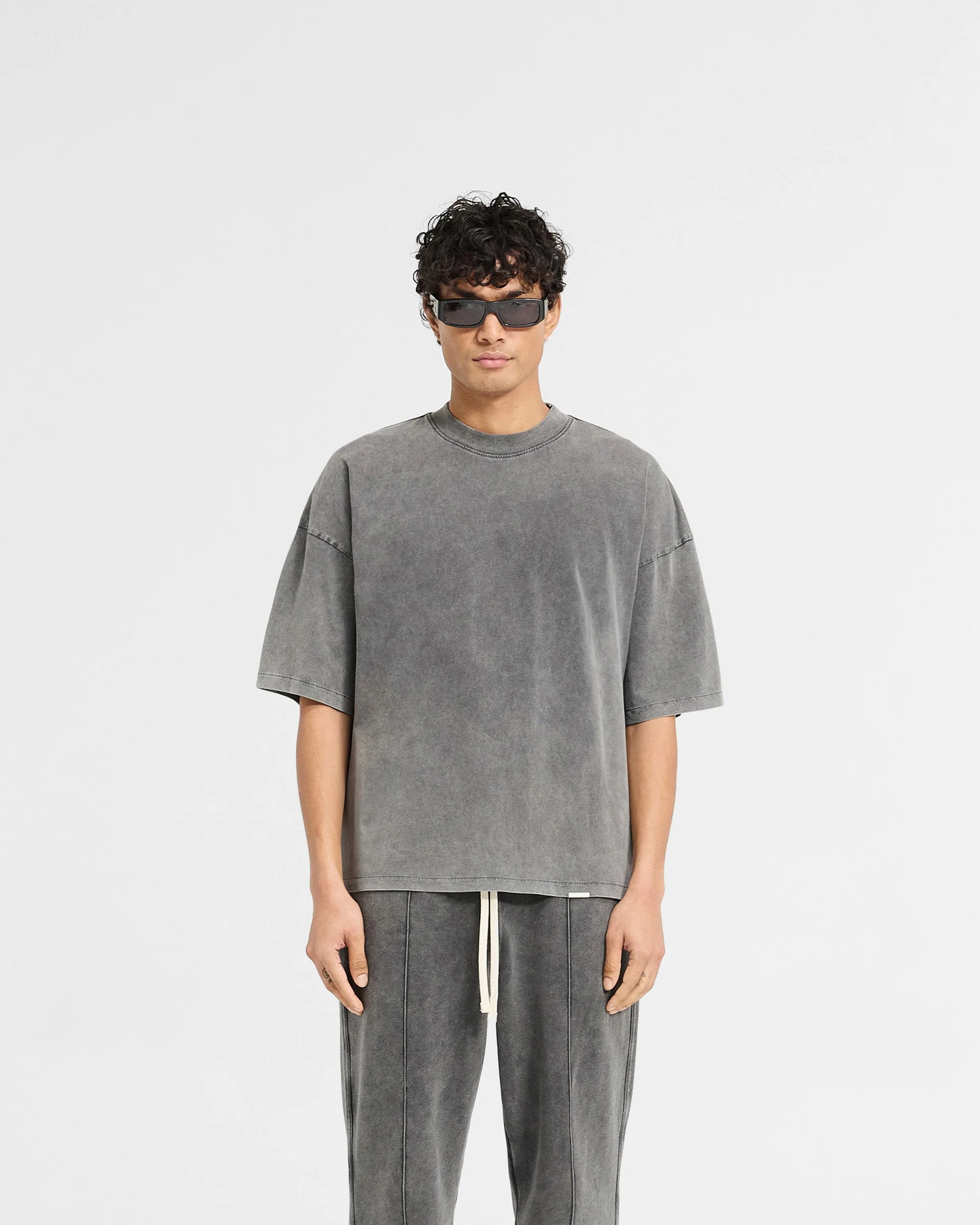 Initial Boxy T-Shirt - Vintage Grey - Image 3