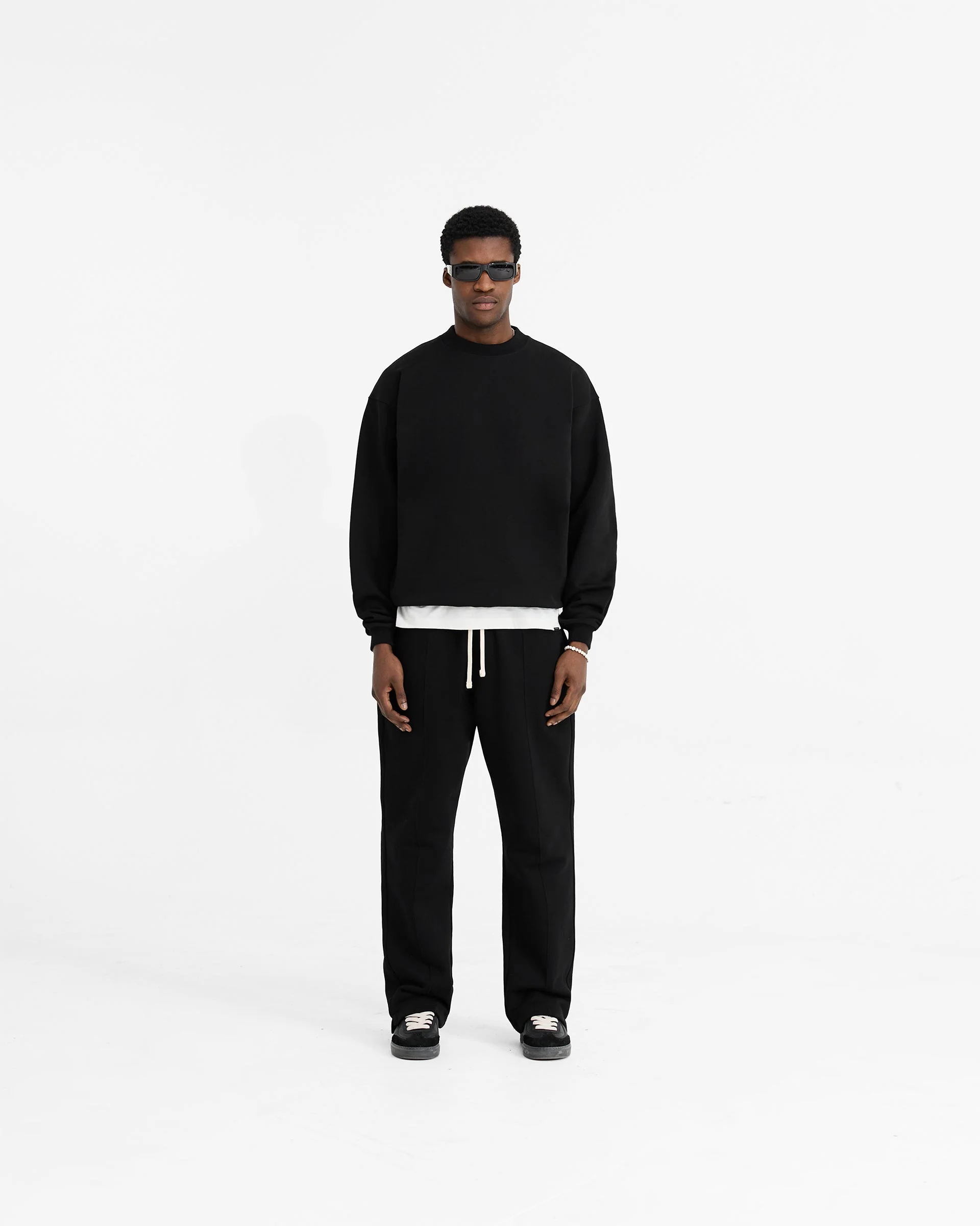 Initial Oversized Sweater - Black - Image 5