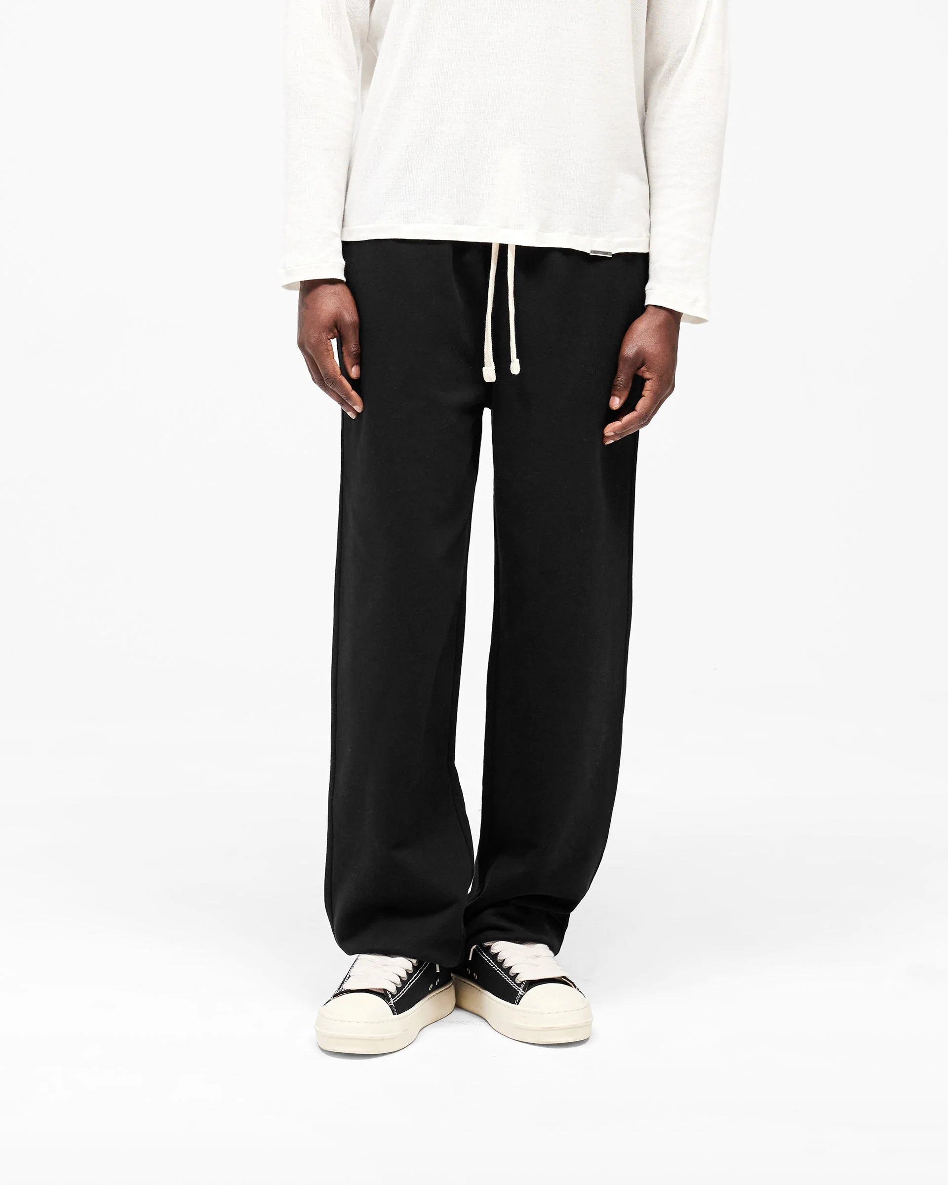 Initial Wide Leg Cuffed Sweatpant - Jet Black - Image 2