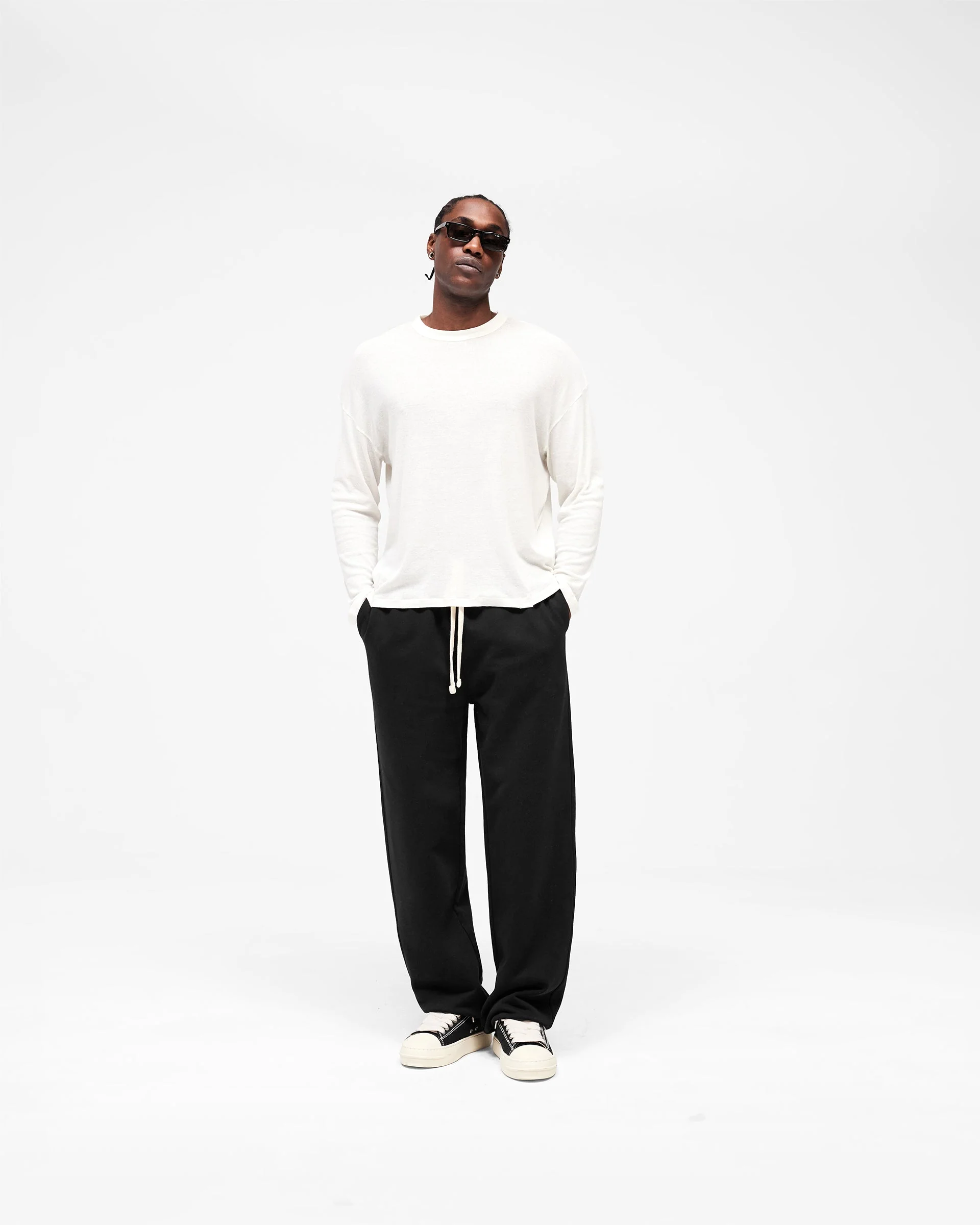 Initial Wide Leg Cuffed Sweatpant - Jet Black - Image 9