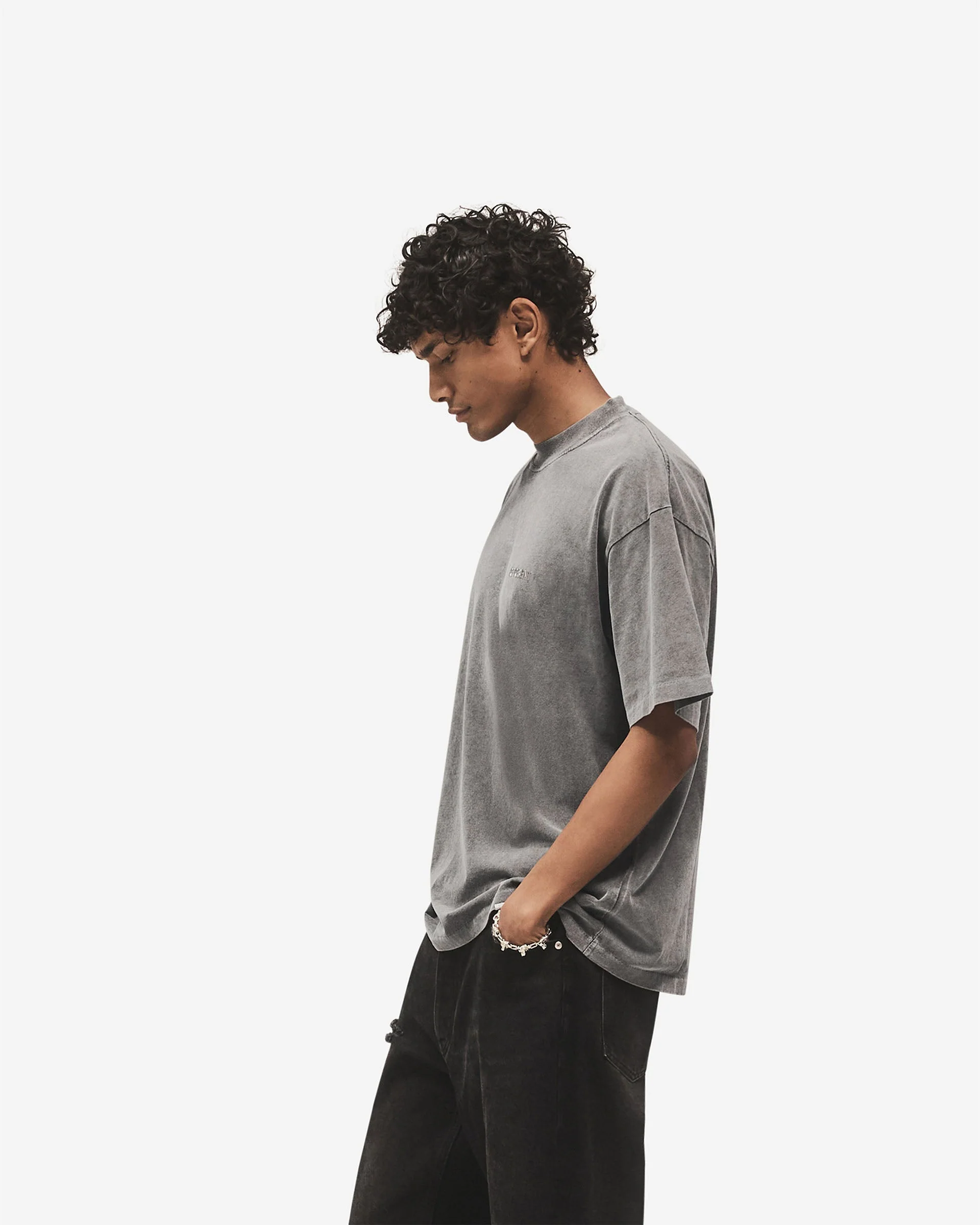Metal Block Logo T-Shirt - Vintage Grey - Image 5