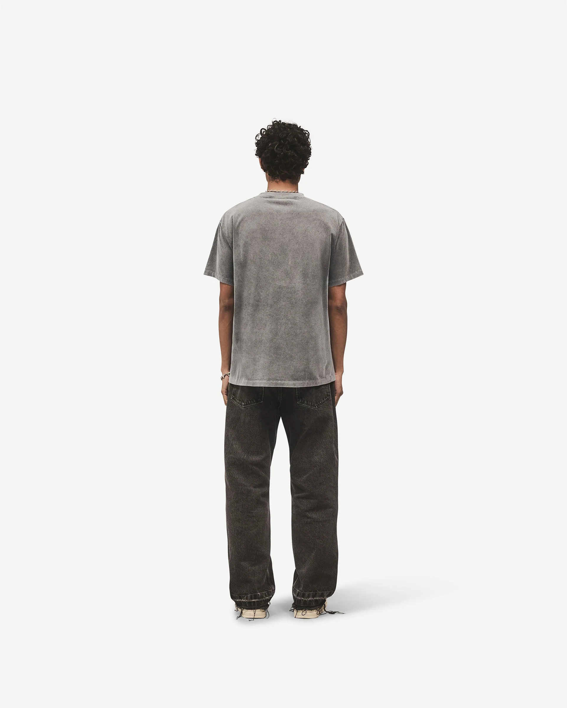 Metal Initial R T-Shirt - Vintage Grey - Image 10
