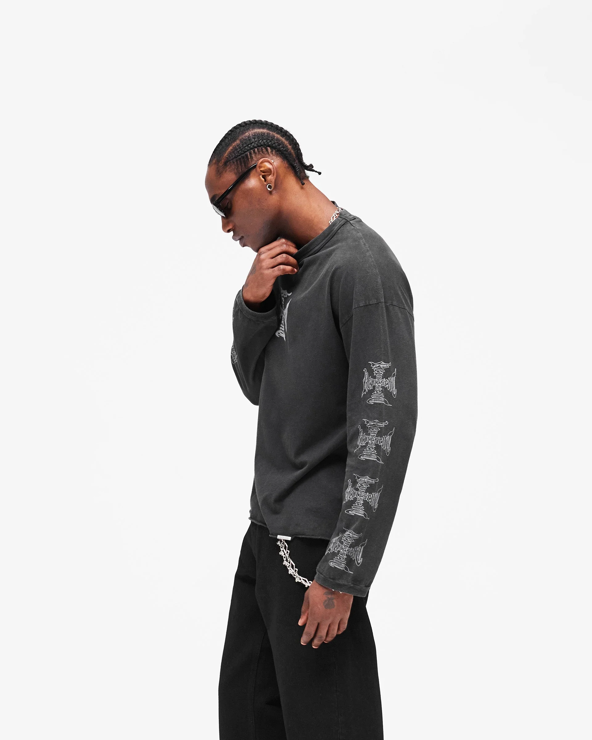 MH Long Sleeve T-Shirt - Faded Black - Image 5
