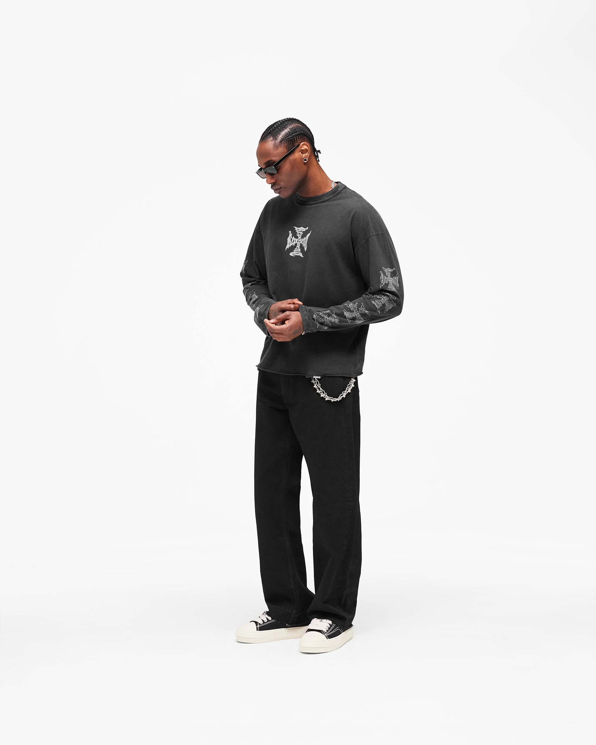 MH Long Sleeve T-Shirt - Faded Black - Image 8