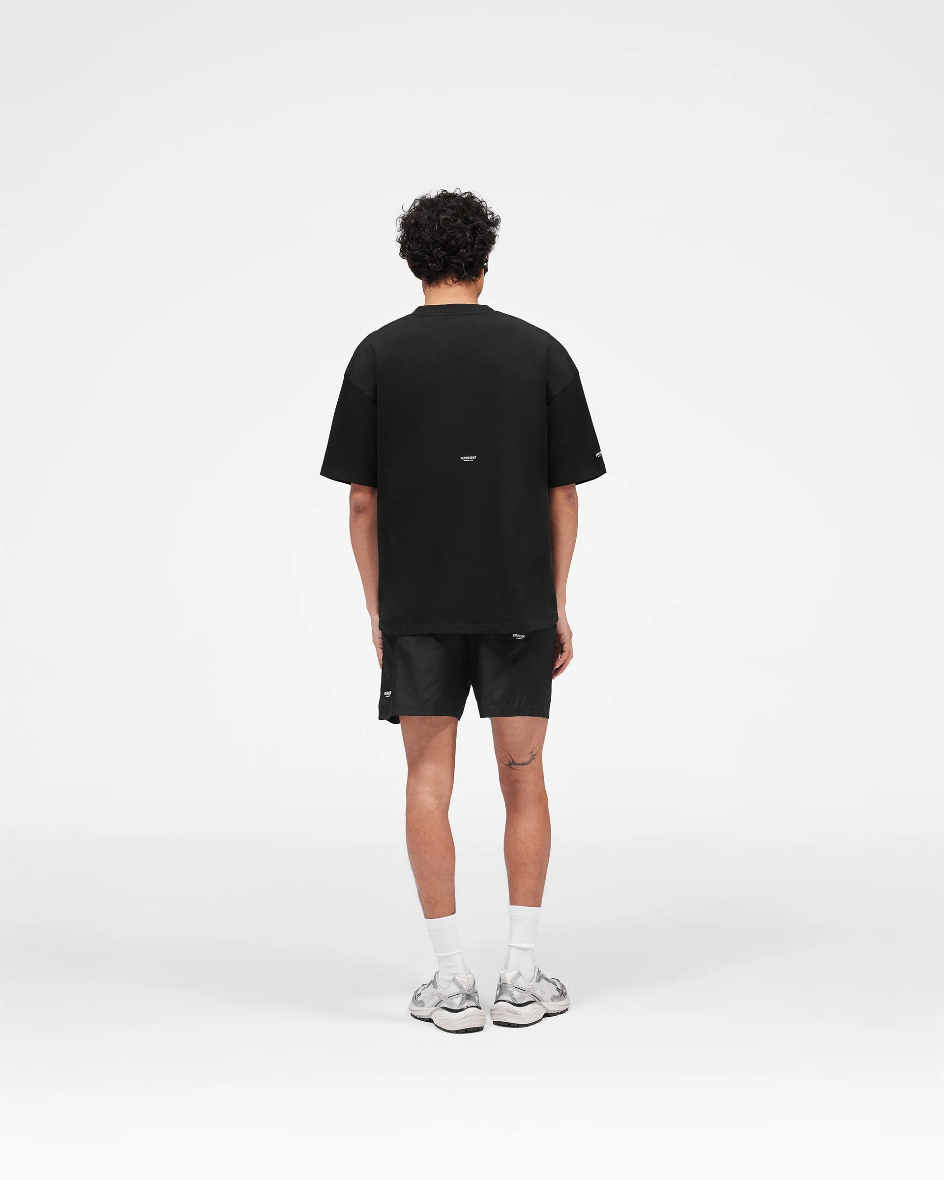 Micro Owners Club T-Shirt - Jet Black - Image 10