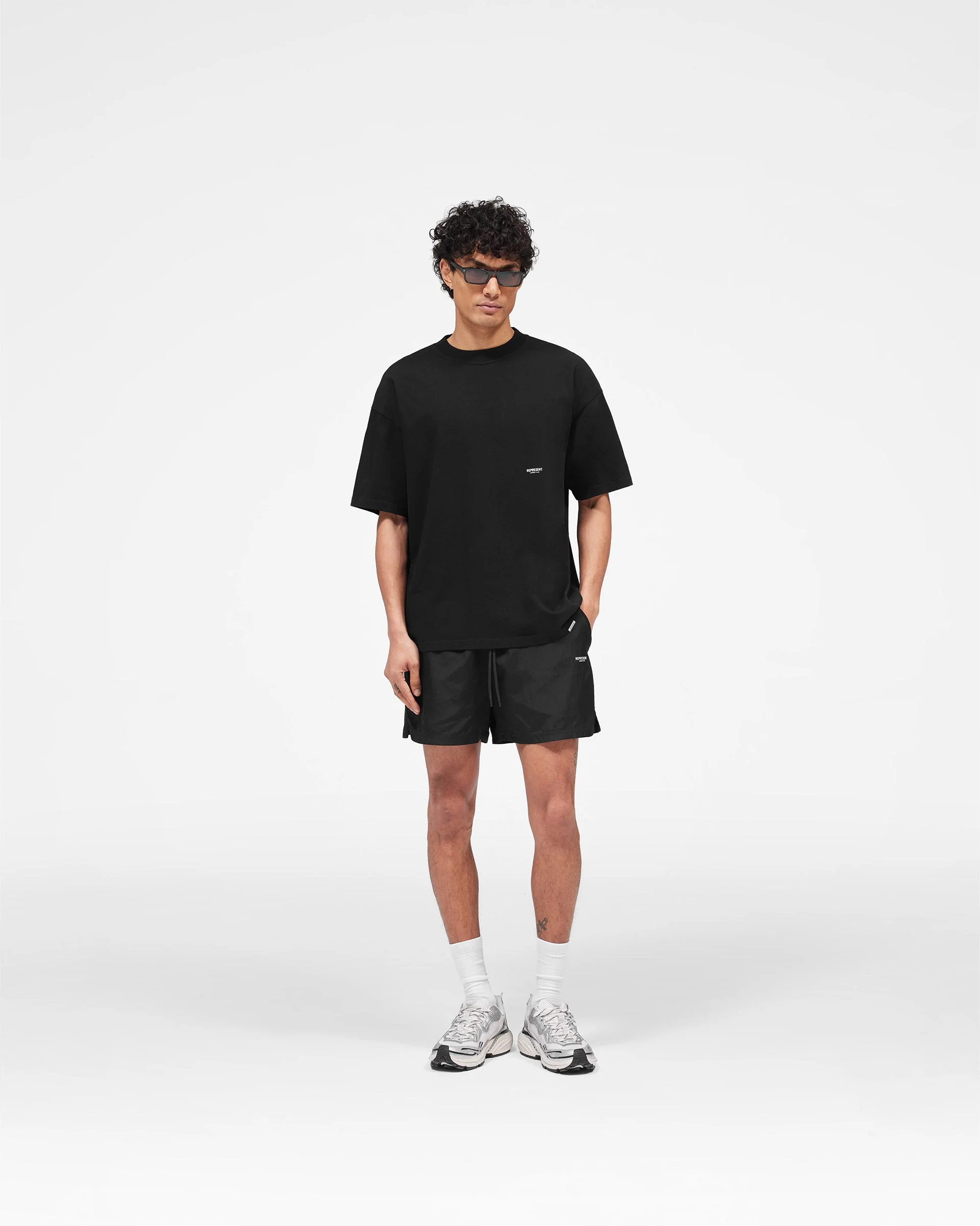 Micro Owners Club T-Shirt - Jet Black - Image 7
