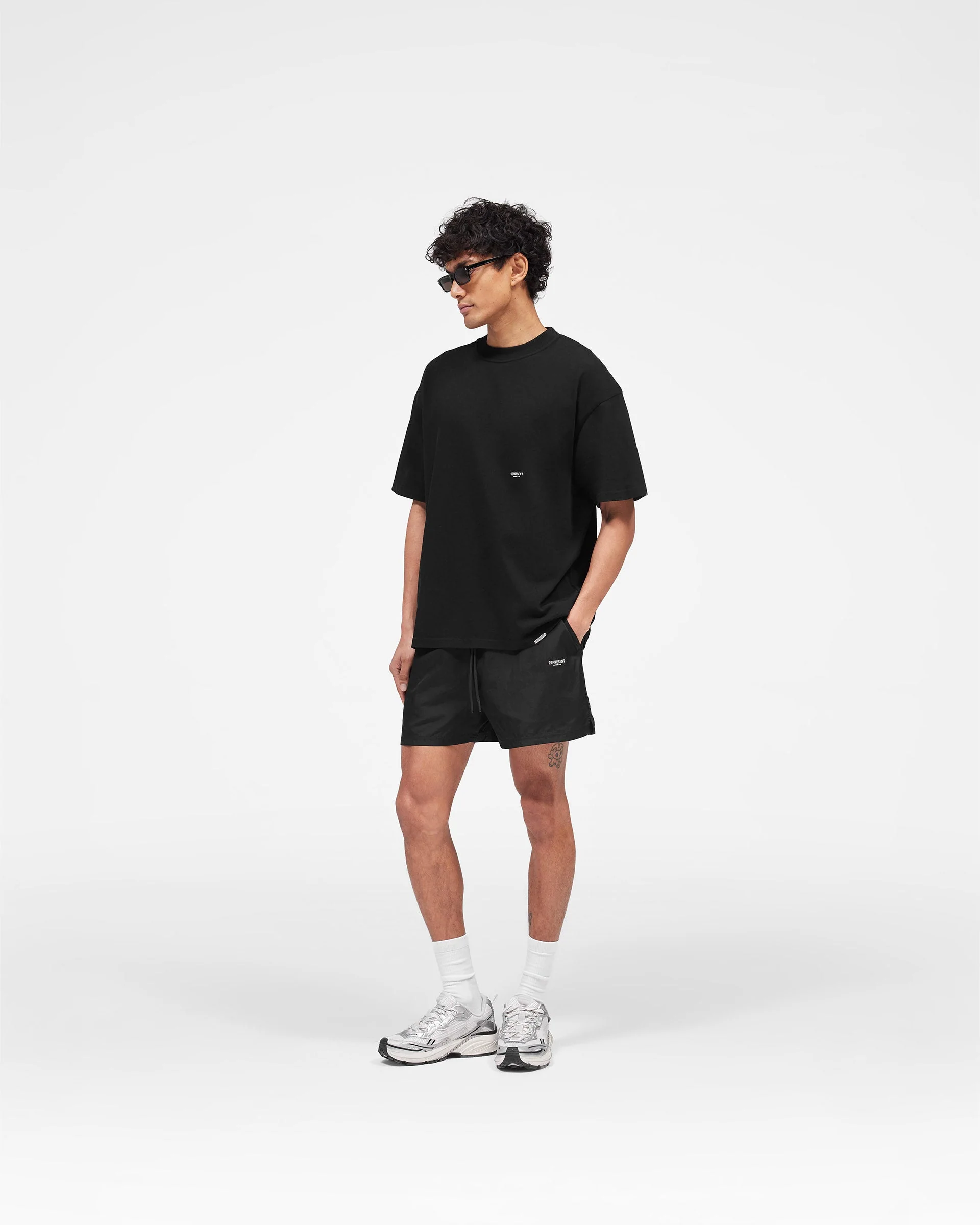 Micro Owners Club T-Shirt - Jet Black - Image 8