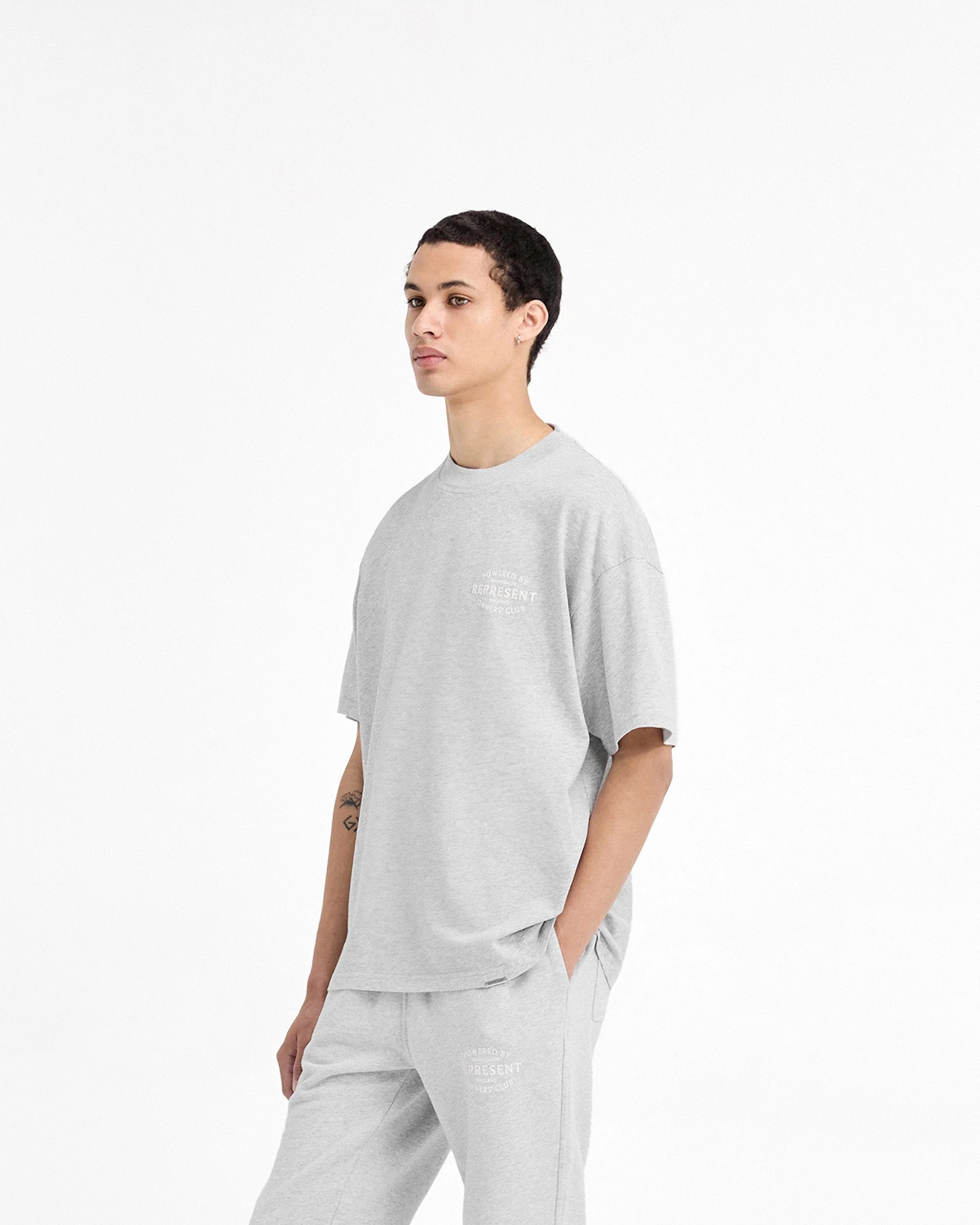 Represent Owners Club Stamp T-Shirt - Ash Grey - Image 4