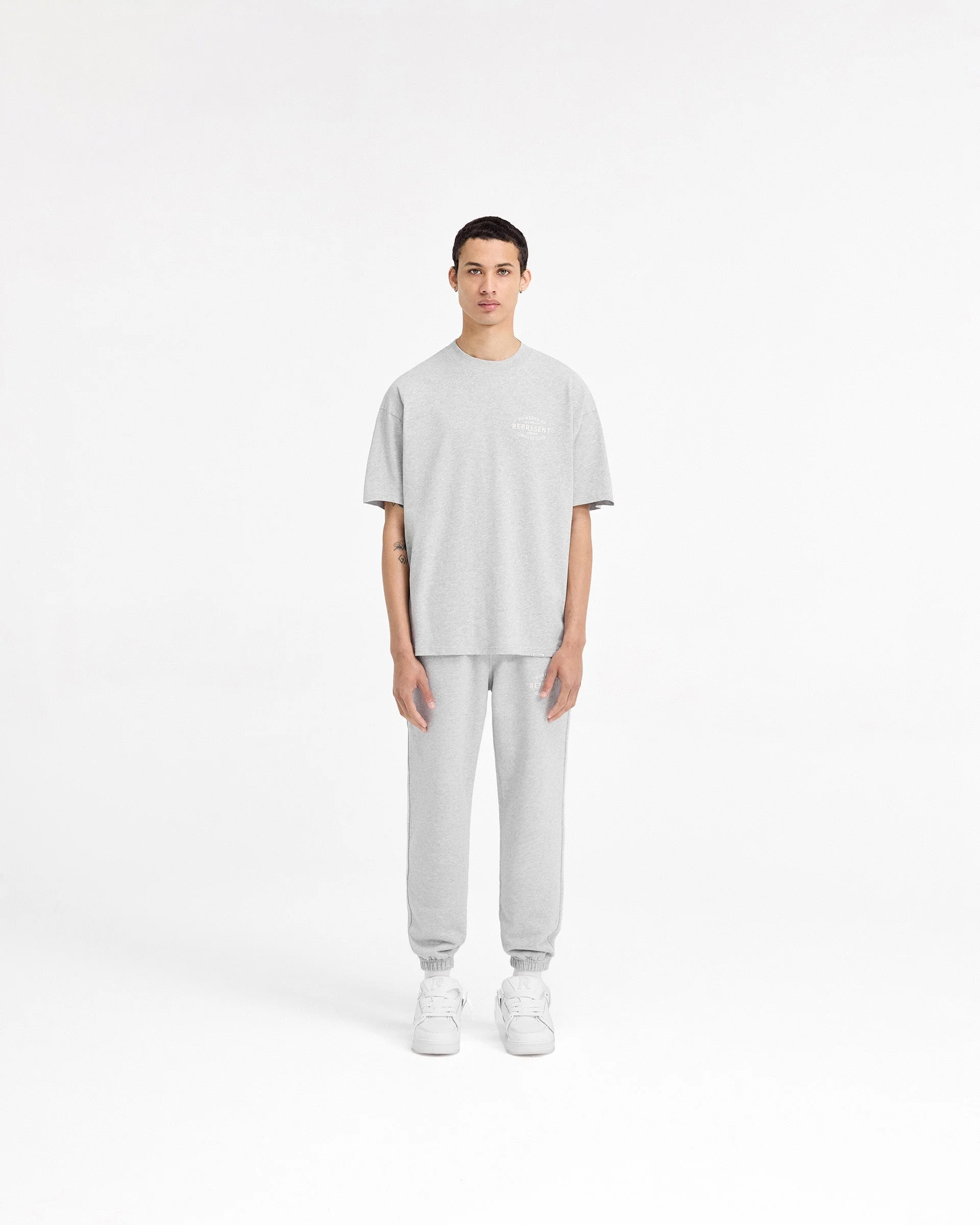 Represent Owners Club Stamp T-Shirt - Ash Grey - Image 6