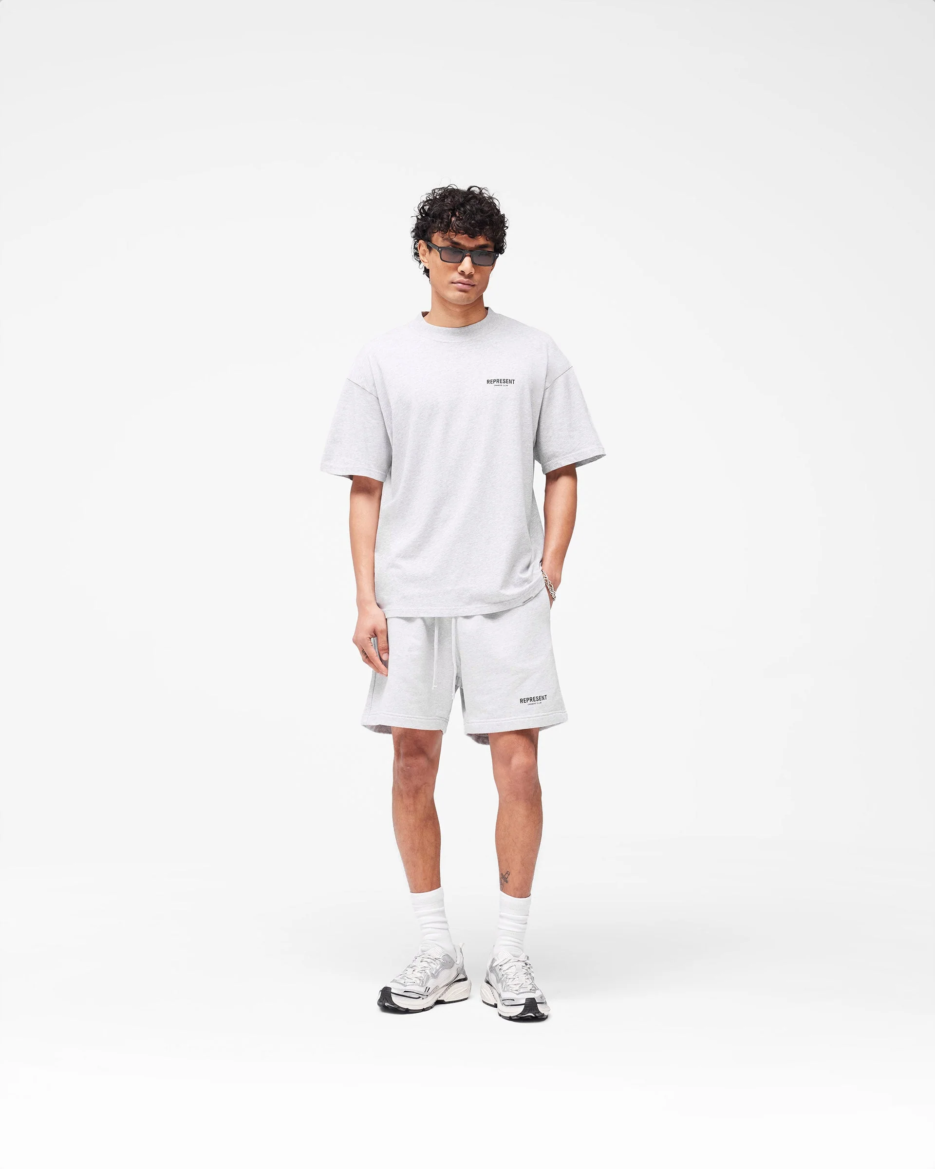 Represent Owners Club T-Shirt - Ash Grey - Image 7