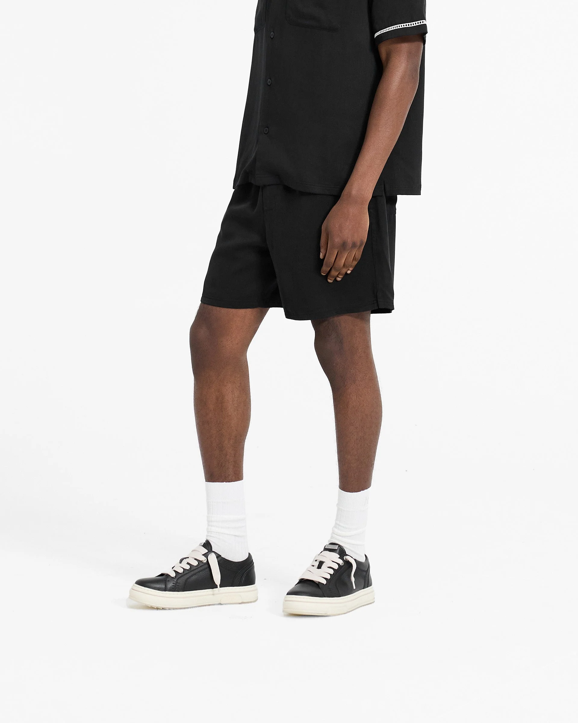 Resort Shorts - Jet Black - Image 4