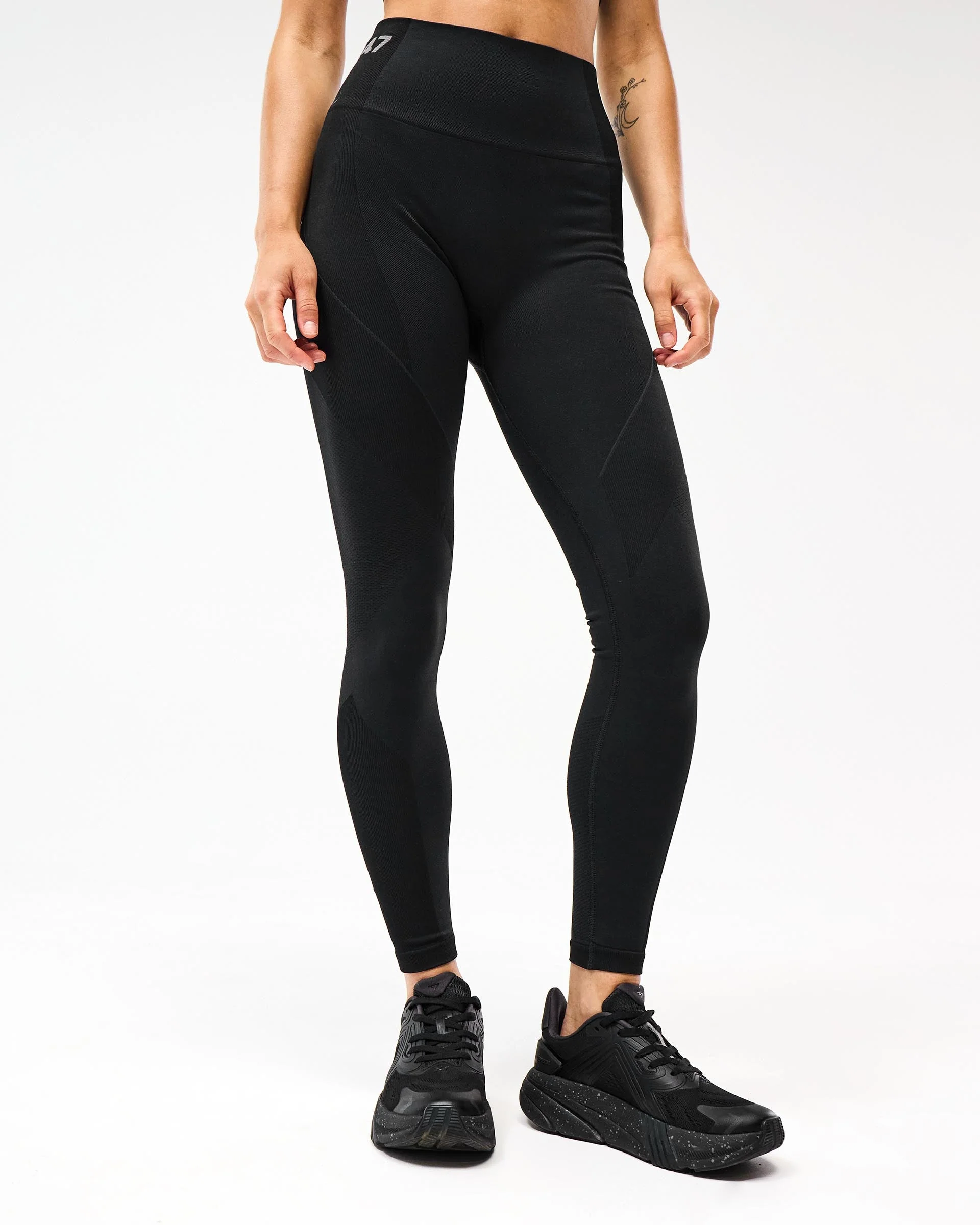 247 Sculpt Seamless Performance Legging - Black - Image 8