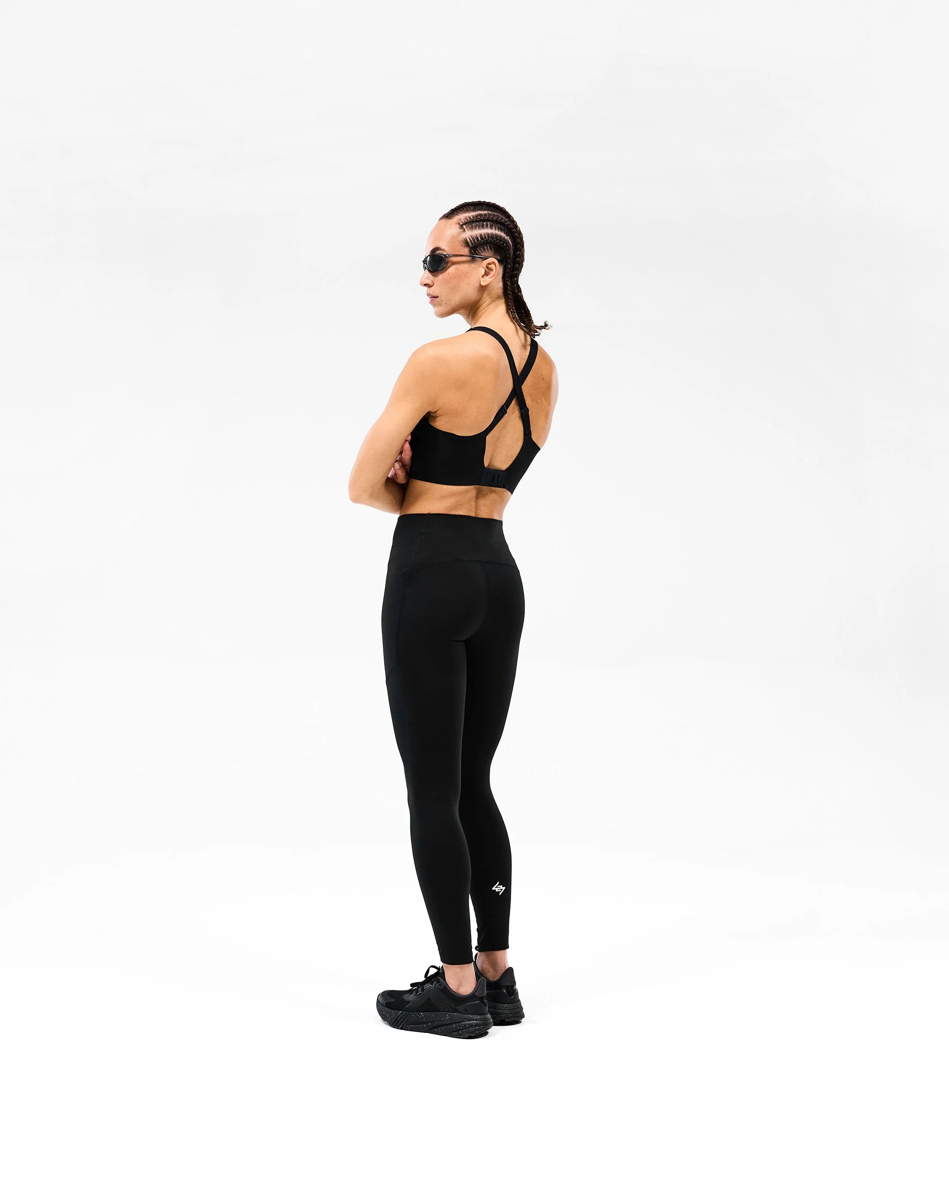 247 Mid Impact Sports Bra - Black - Image 4