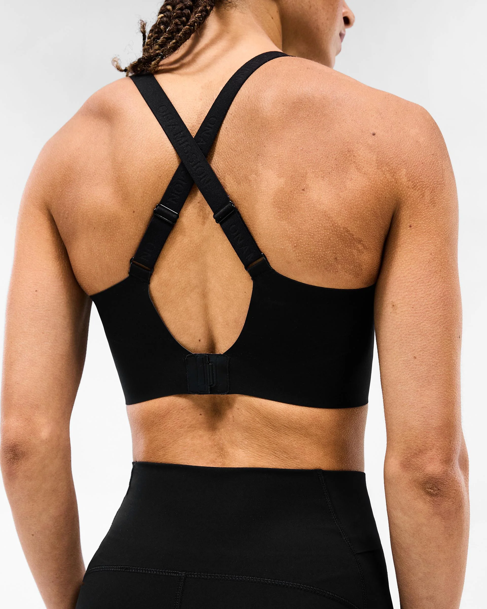 247 Mid Impact Sports Bra - Black - Image 7
