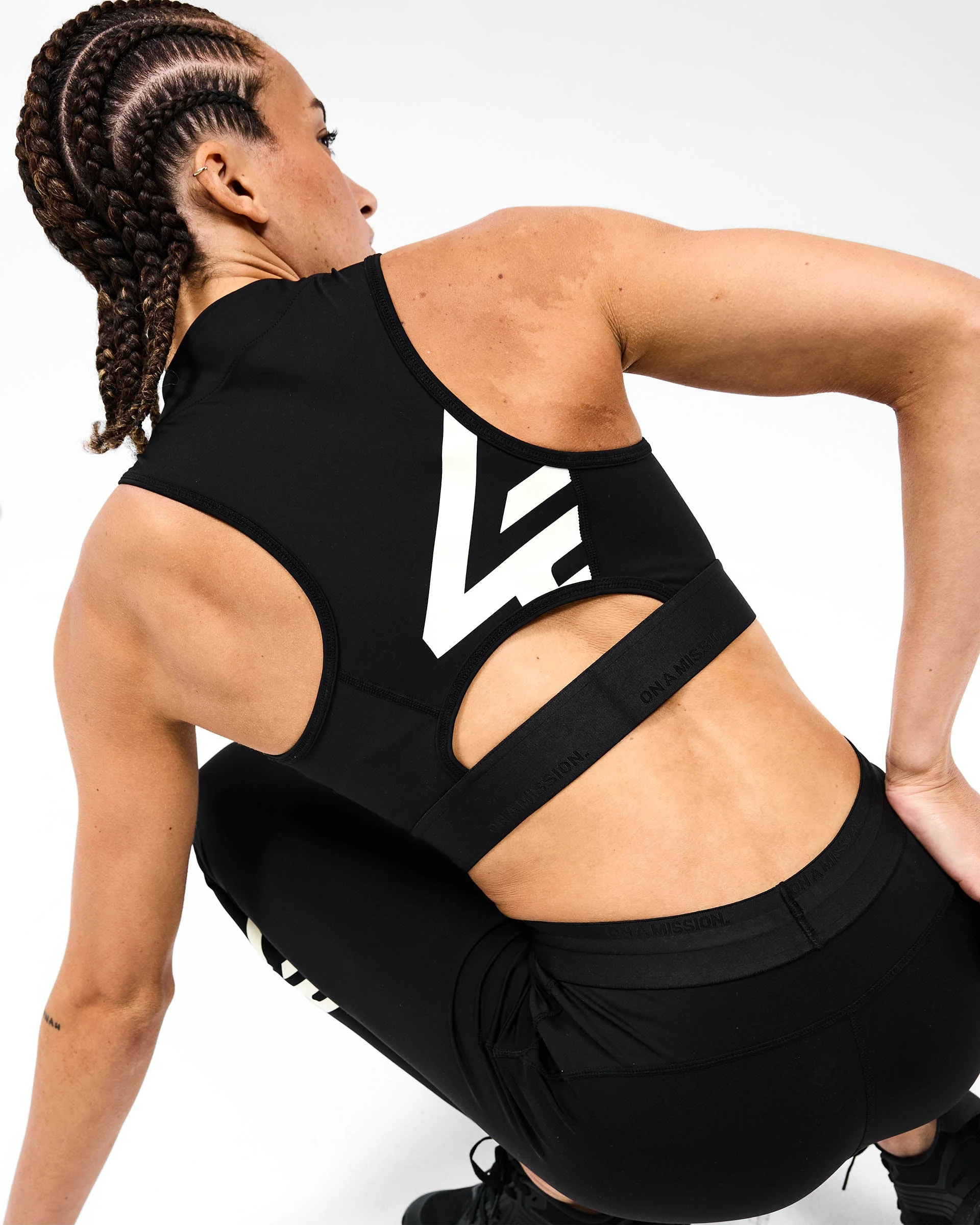 247 Zip Front Performance Crop - Black - Image 6