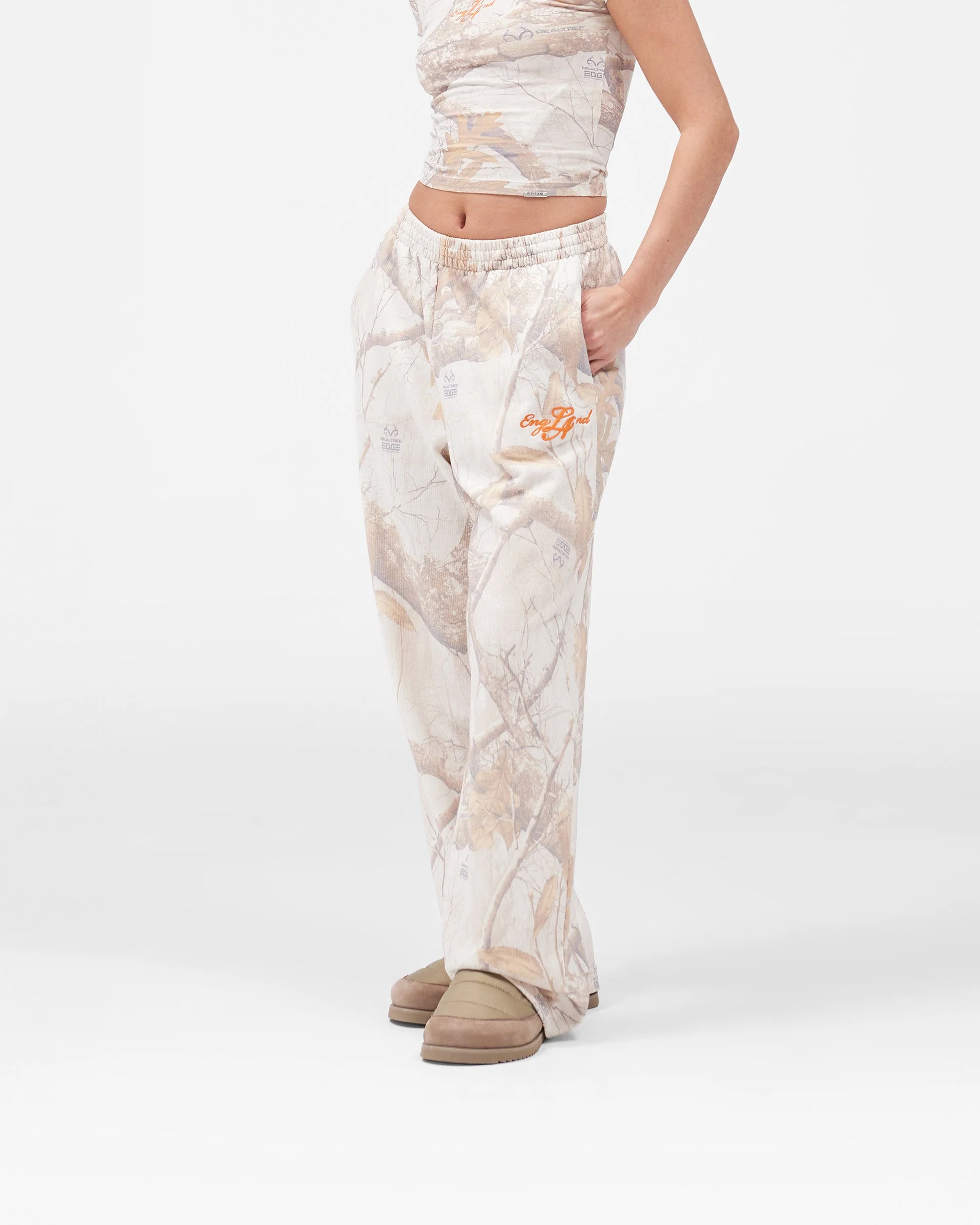 EngLAnd Sweatpant - Washed White RealtreeĀ® - Image 9